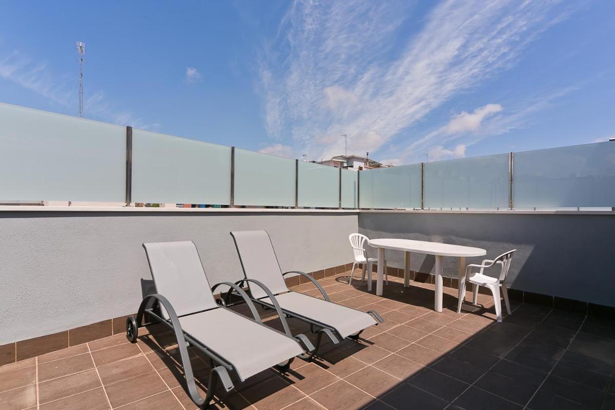 Estupendo Penthouse 2 , 1 Bano Wifi Malaga